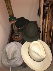 Lots & lots & lots of men's hats & caps!