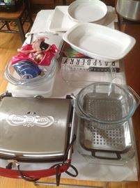 Bakeware and small kitchen appliances