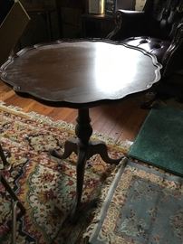 Chippendale style pie crust table