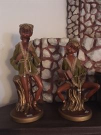 Margaret Keane style 1960s Big Eyes figurines 