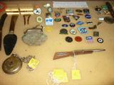 Pins, Costume Jewelry & Collectibles