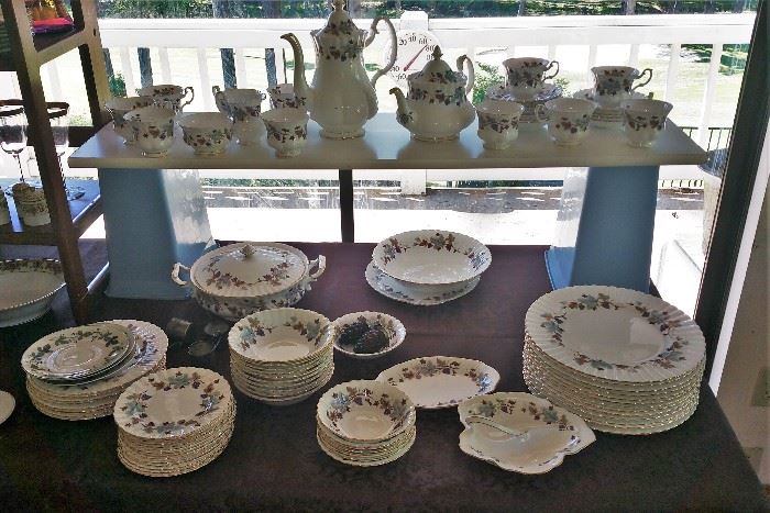 Royal Albert bone china dinnerware set - 'Lorraine'