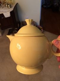 Yellow Fiesta teapot