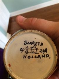 Blareth "Gaudy Dutch" Gouda Holland vase