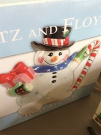 Fitz and Floyd Frosty Friends teapot