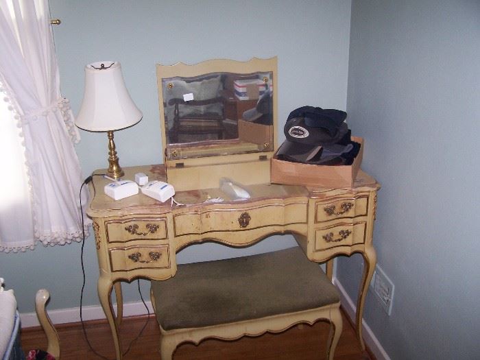 ANOTHER VIEW OF THE VANITY