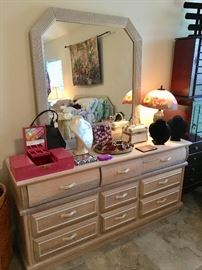 Dresser/Mirror