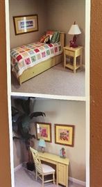 Beautiful Trundle Bedroom Ensemble