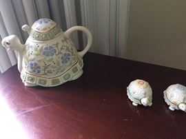 Turtle teapot