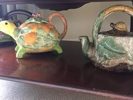 Turtle teapots