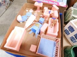 Vintage dollhouse furniture