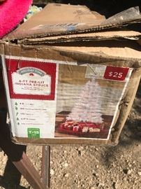new in box 4ft pre-lit tree $10, I have green too!