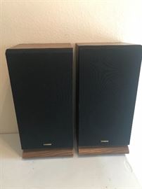 Speakers $40 pair