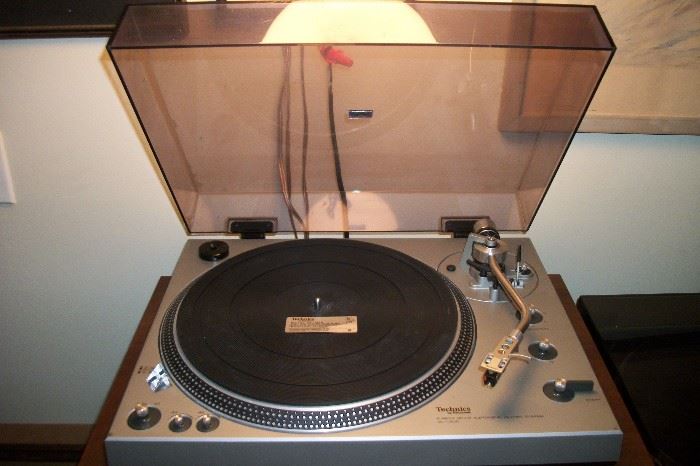 Technics SL 1300 excellent working condition serviced