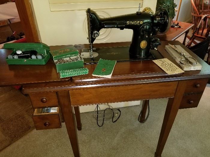 Singer Sewing machine 