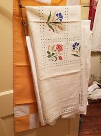 Linens and a UT Flag 