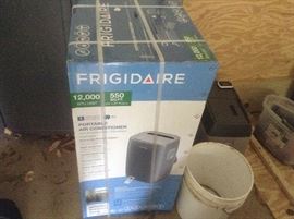 Fridgidaire Air Condition NIB 12,000 BTU
