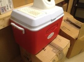 Rubbermaid Fan Cooled Cooler