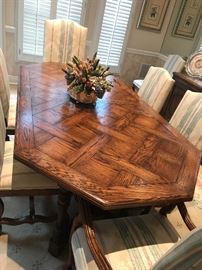 INTERIOR CRAFT TABLE-MINT CONDITION-CENTERPIECE, RUGS AND PICTURES NOT FOR SALE