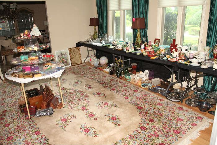 Oriental Carpet and Overview of Living Room