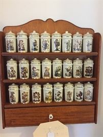 Hummel 24 piece Spice Rack