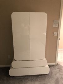 White Laquer Armoire 