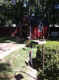 Bird feeders, yard decoration