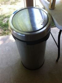 Trash can