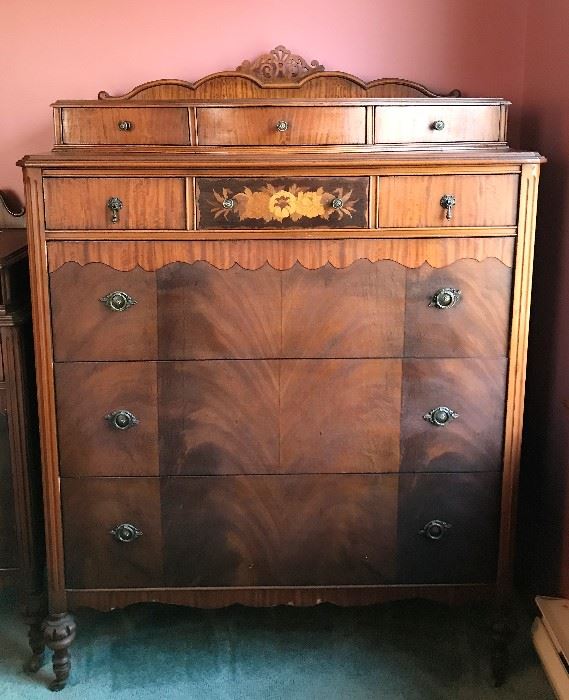 Vintage Tall Dresser      http://www.ctonlineauctions.com/detail.asp?id=715901