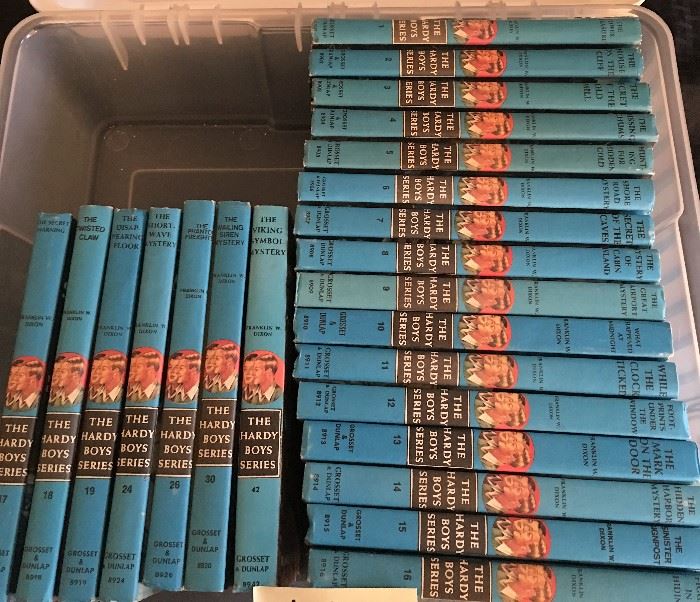 Hardy Boys Books   http://www.ctonlineauctions.com/detail.asp?id=717778