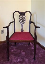 Antique Arm Chair   http://www.ctonlineauctions.com/detail.asp?id=717884