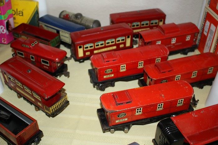 Antique Lionel Train Cars