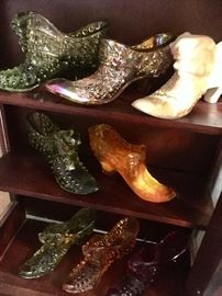 Glass shoes / glass slippers 