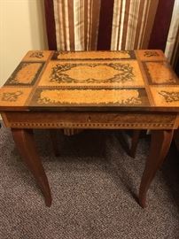 Decorative accent table
