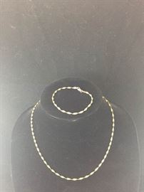 18 sterling silver twisted chain and mat