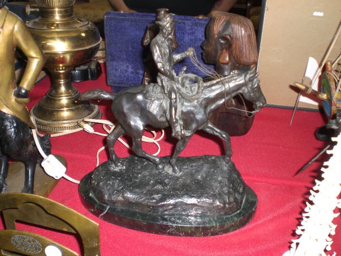 12" bronze Will Rogers on horseback by Russell on marble platform