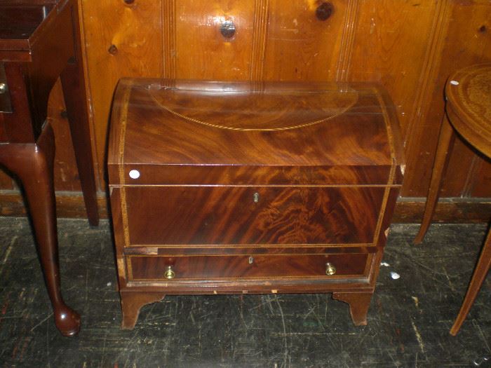 18th century dome top banded flame mahogany spice trunk with drawer and bracket feet