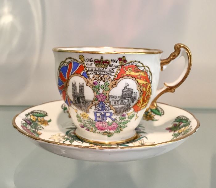 "Long may she reign" Cup commemorating coronation of Queen Elizabeth
