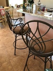 Very solid pair of swivel bar stools