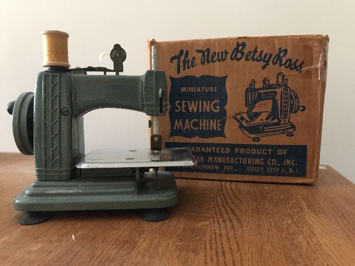 Betsy Ross Child’s Sewing Machine 