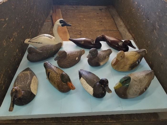 Some paper and wood ducks