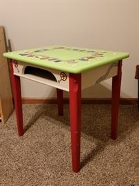 Child's play table
