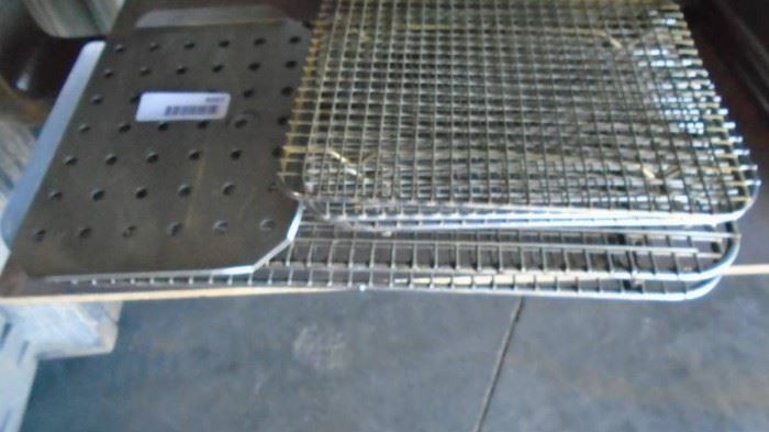 Stainless Steel Cooling Screens.