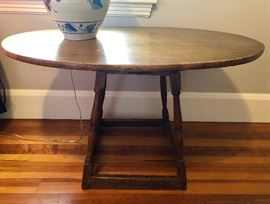 Antique oval table