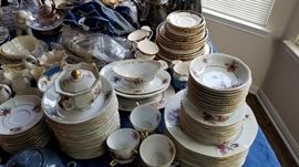 China and tea sets