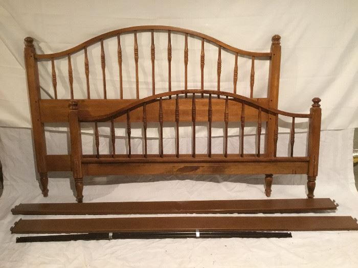 Wooden Bed with Head & Foot Board https://ctbids.com/#!/description/share/22379