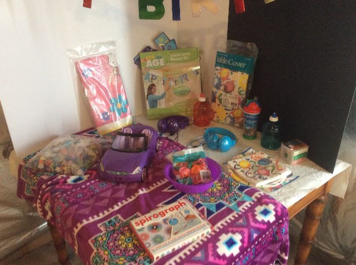 Birthday Supplies, Barbie Car, Blanket, and More https://ctbids.com/#!/description/share/22194