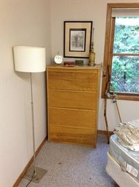 Blond Mid-Century Looking 4-Drawer Chest.  Excellent condition.  Assorted Lamps.