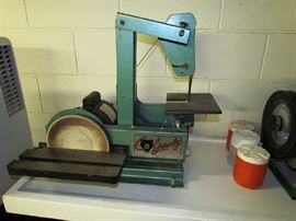 Grizzly saw & sander combo tool