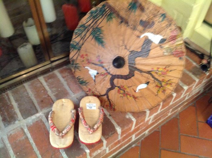 Japanese fan and Geisha shoes.